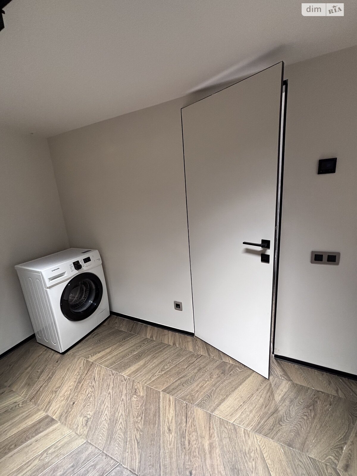 двоповерховий дуплекс, 162 кв. м, цегла. Продаж у Розівці фото 1 двоповерховий дуплекс, 162 кв. м, цегла. Продаж у Розівці фото 1