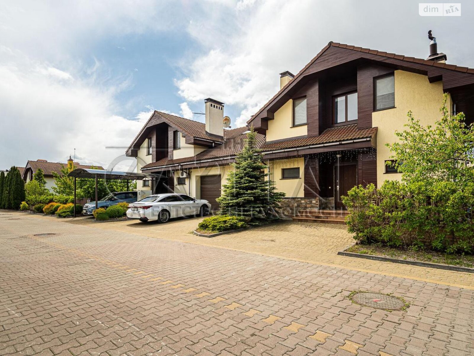 двоповерховий дуплекс, 163 кв. м, цегла. Продаж у Северинівці фото 1 двоповерховий дуплекс, 163 кв. м, цегла. Продаж у Северинівці фото 1