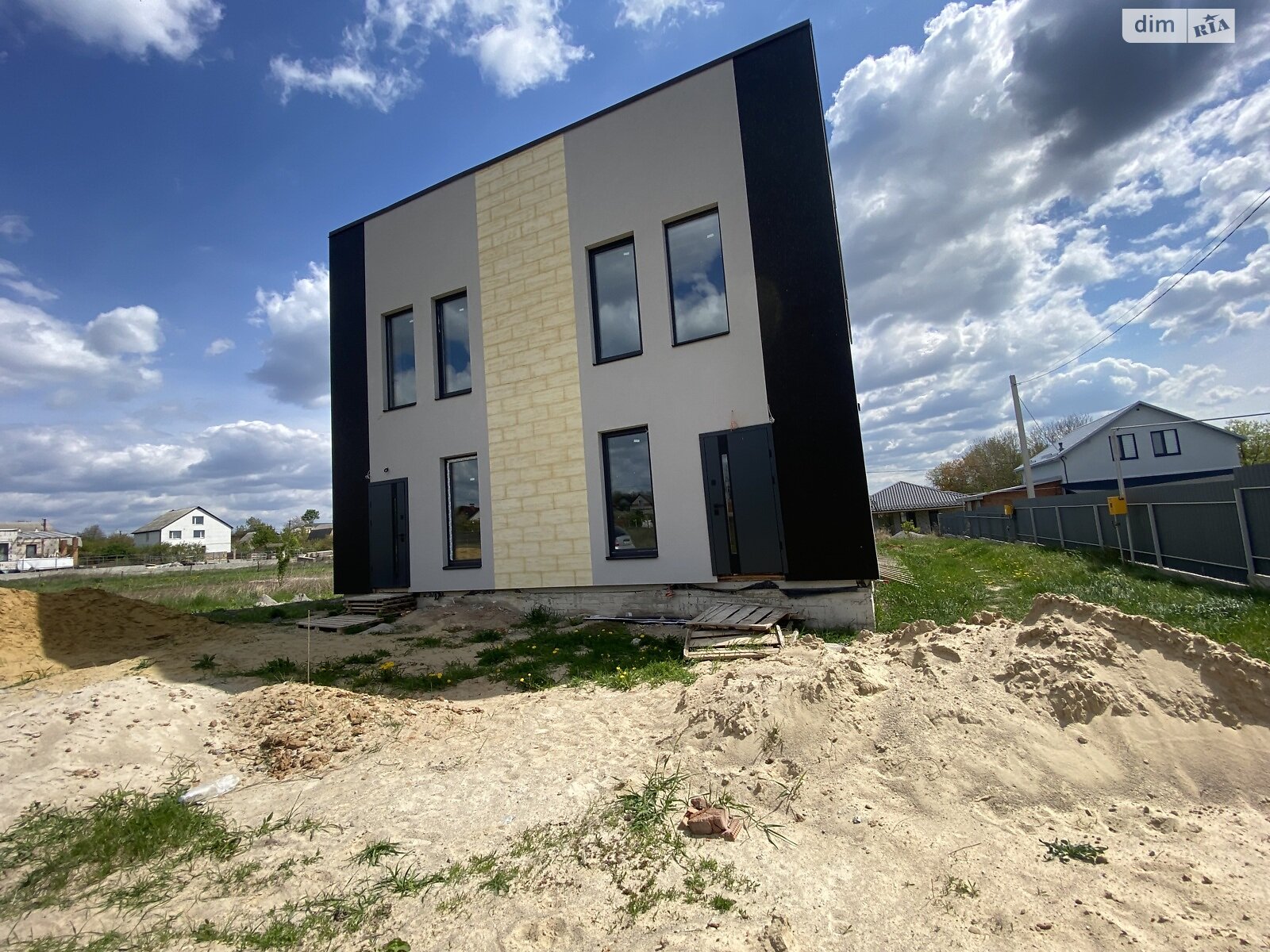 двухэтажный дуплекс, 95 кв. м, кирпич. Продажа в Прибужскому фото 1 двухэтажный дуплекс, 95 кв. м, кирпич. Продажа в Прибужскому фото 1
