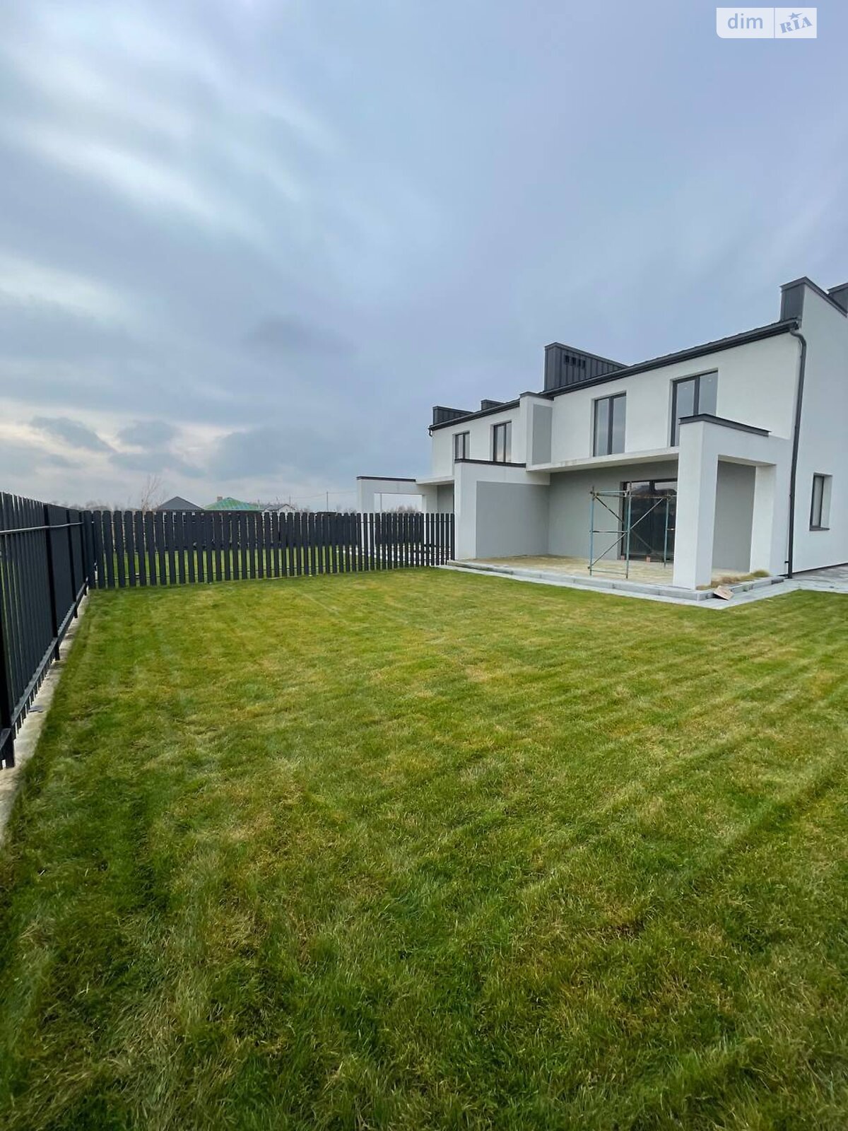 двоповерховий дуплекс, 150 кв. м, цегла. Продаж у Скнилові фото 1 двоповерховий дуплекс, 150 кв. м, цегла. Продаж у Скнилові фото 1