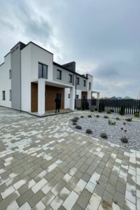 двоповерховий дуплекс, 150 кв. м, цегла. Продаж у Скнилові фото 2 двоповерховий дуплекс, 150 кв. м, цегла. Продаж у Скнилові фото 2