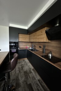 трехэтажный дуплекс, 273 кв. м, кирпич. Продажа в Смыковцы фото 2