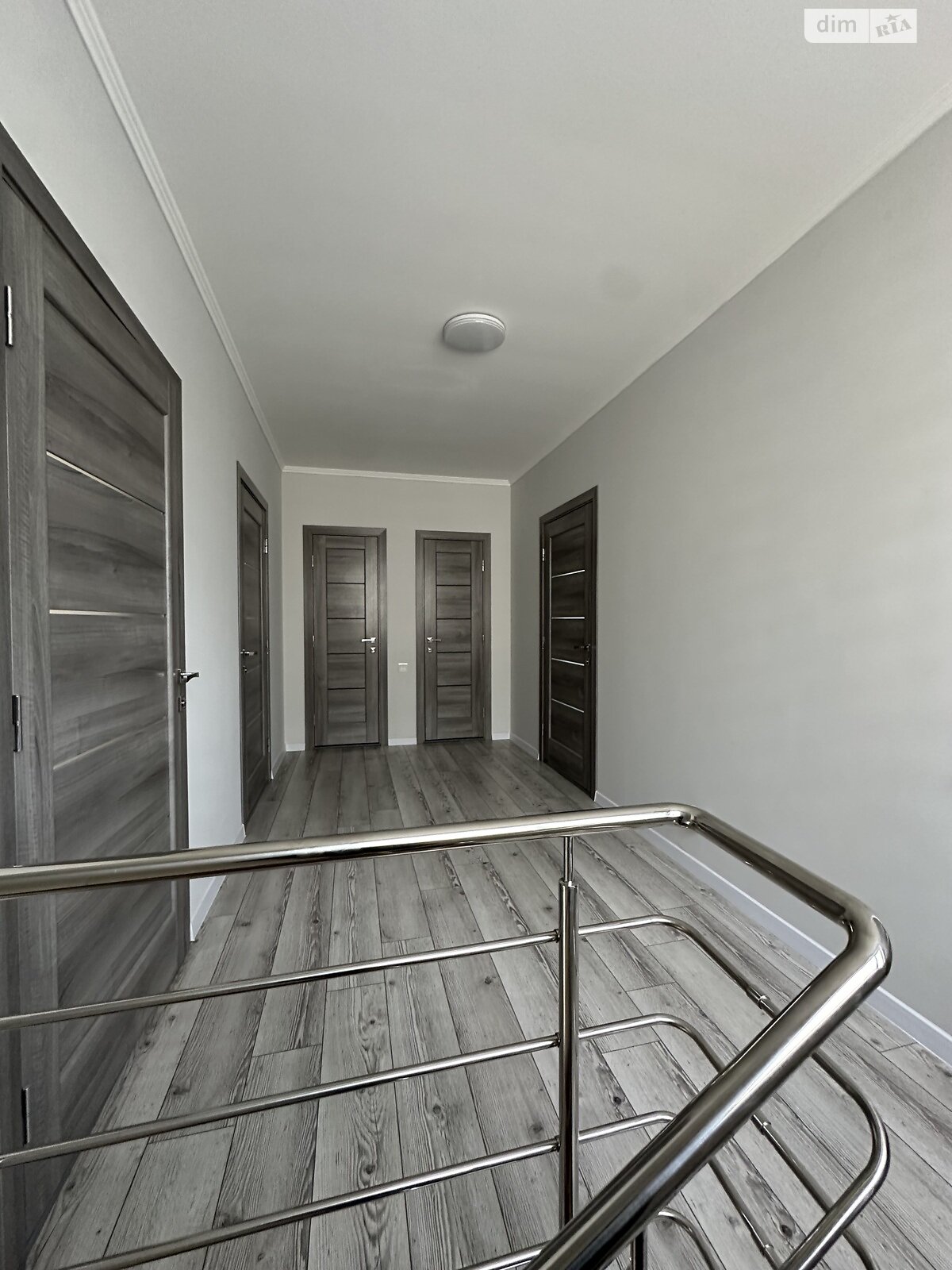 трехэтажный дуплекс, 273 кв. м, кирпич. Продажа в Смыковцы фото 1