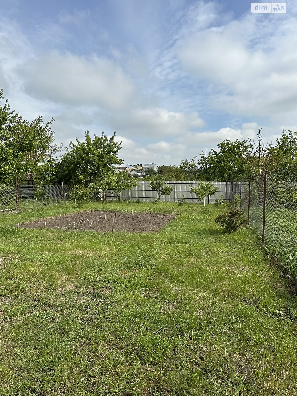 трехэтажный дуплекс, 273 кв. м, кирпич. Продажа в Смыковцы фото 1