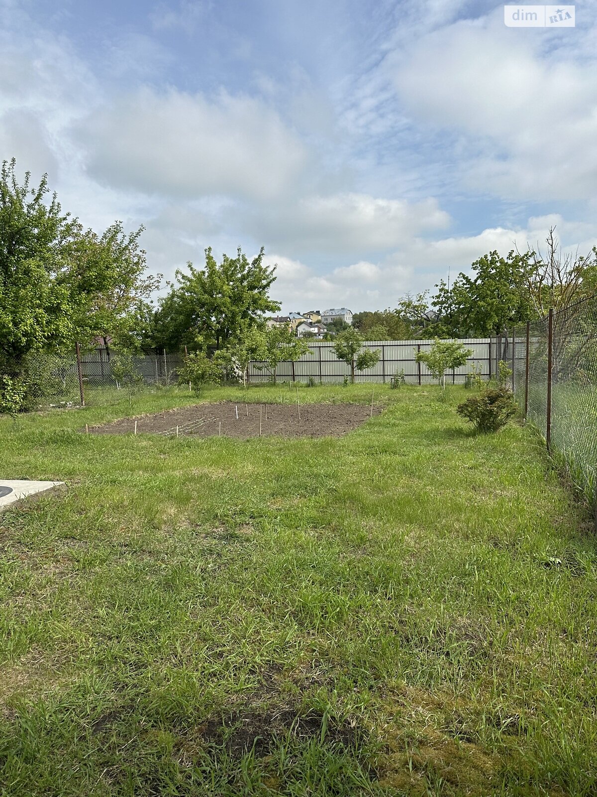 трехэтажный дуплекс, 273 кв. м, кирпич. Продажа в Смыковцы фото 1