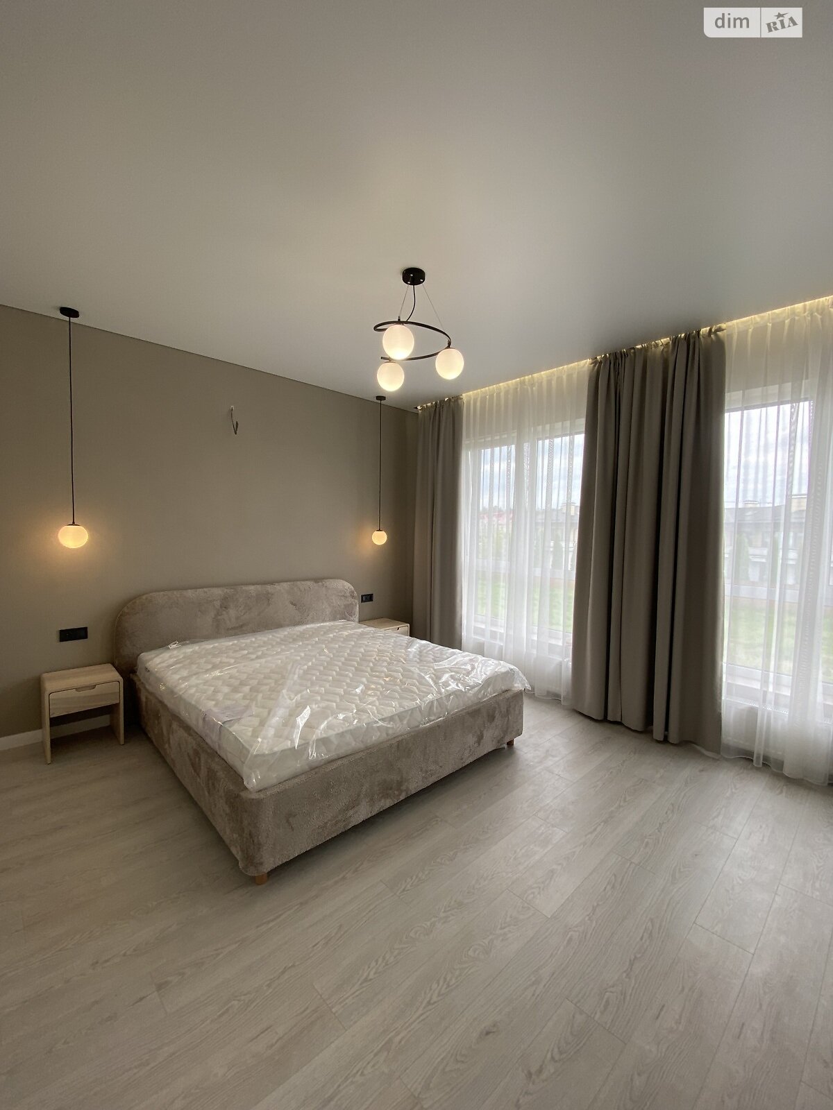 двоповерховий дуплекс, 125 кв. м, кирпич. Продаж у Софіївській Борщагівці фото 1 двоповерховий дуплекс, 125 кв. м, кирпич. Продаж у Софіївській Борщагівці фото 1