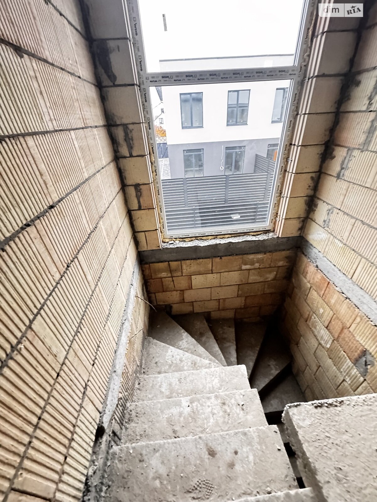 двоповерховий дуплекс, 120 кв. м, керамический кирпич. Продаж у Софіївській Борщагівці фото 1 двоповерховий дуплекс, 120 кв. м, керамический кирпич. Продаж у Софіївській Борщагівці фото 1