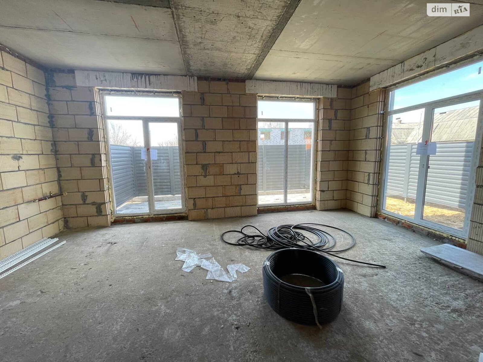 двоповерховий дуплекс, 110 кв. м, кирпич. Продаж у Софіївській Борщагівці фото 1 двоповерховий дуплекс, 110 кв. м, кирпич. Продаж у Софіївській Борщагівці фото 1