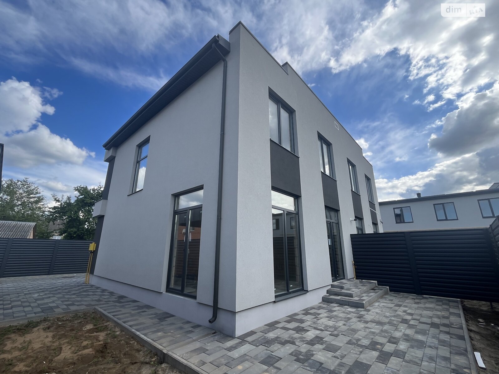 двоповерховий дуплекс, 110 кв. м, кирпич. Продаж у Софіївській Борщагівці фото 1 двоповерховий дуплекс, 110 кв. м, кирпич. Продаж у Софіївській Борщагівці фото 1