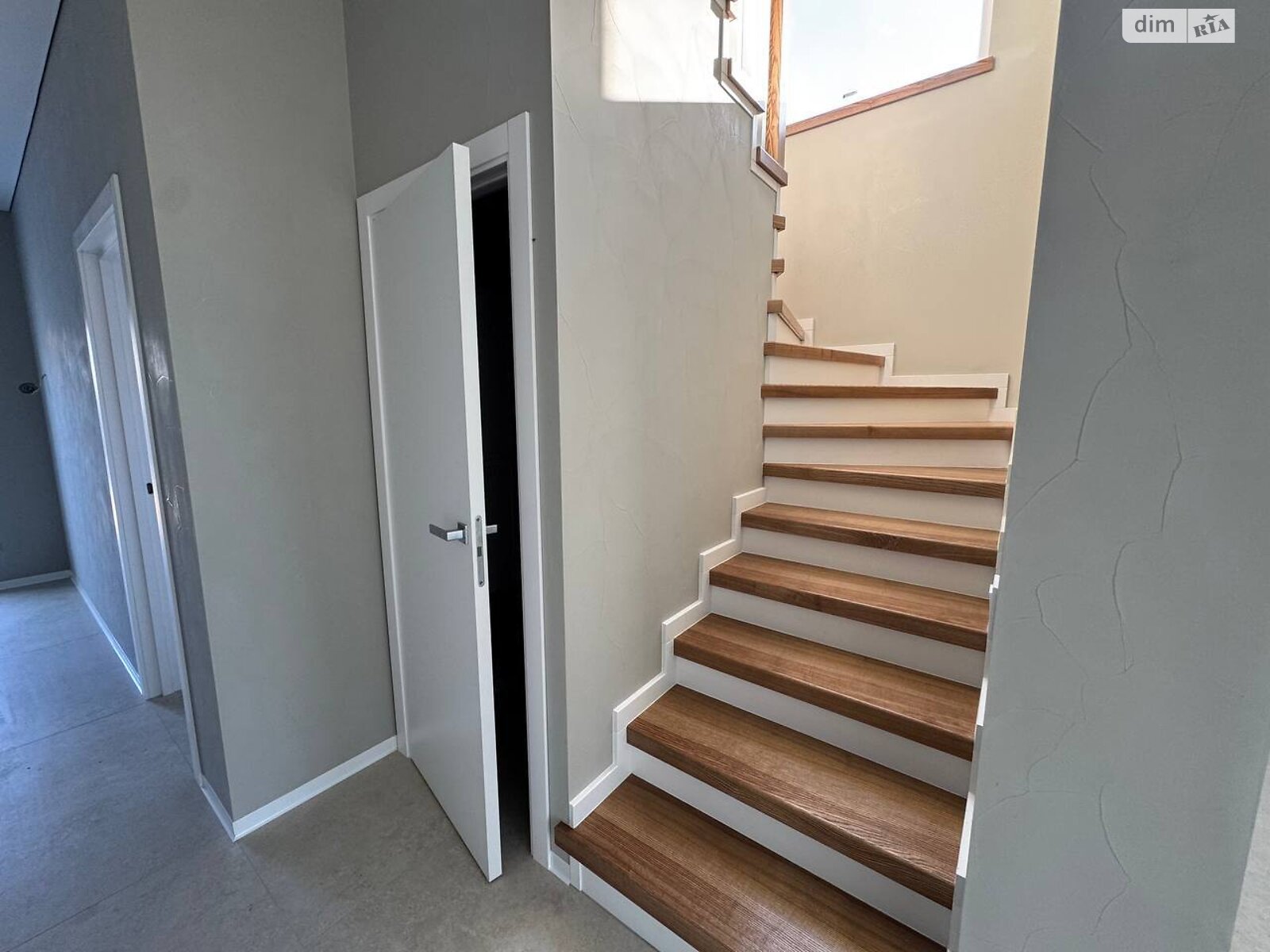 двоповерховий дуплекс, 115 кв. м, цегла. Продаж у Софіївській Борщагівці фото 1 двоповерховий дуплекс, 115 кв. м, цегла. Продаж у Софіївській Борщагівці фото 1