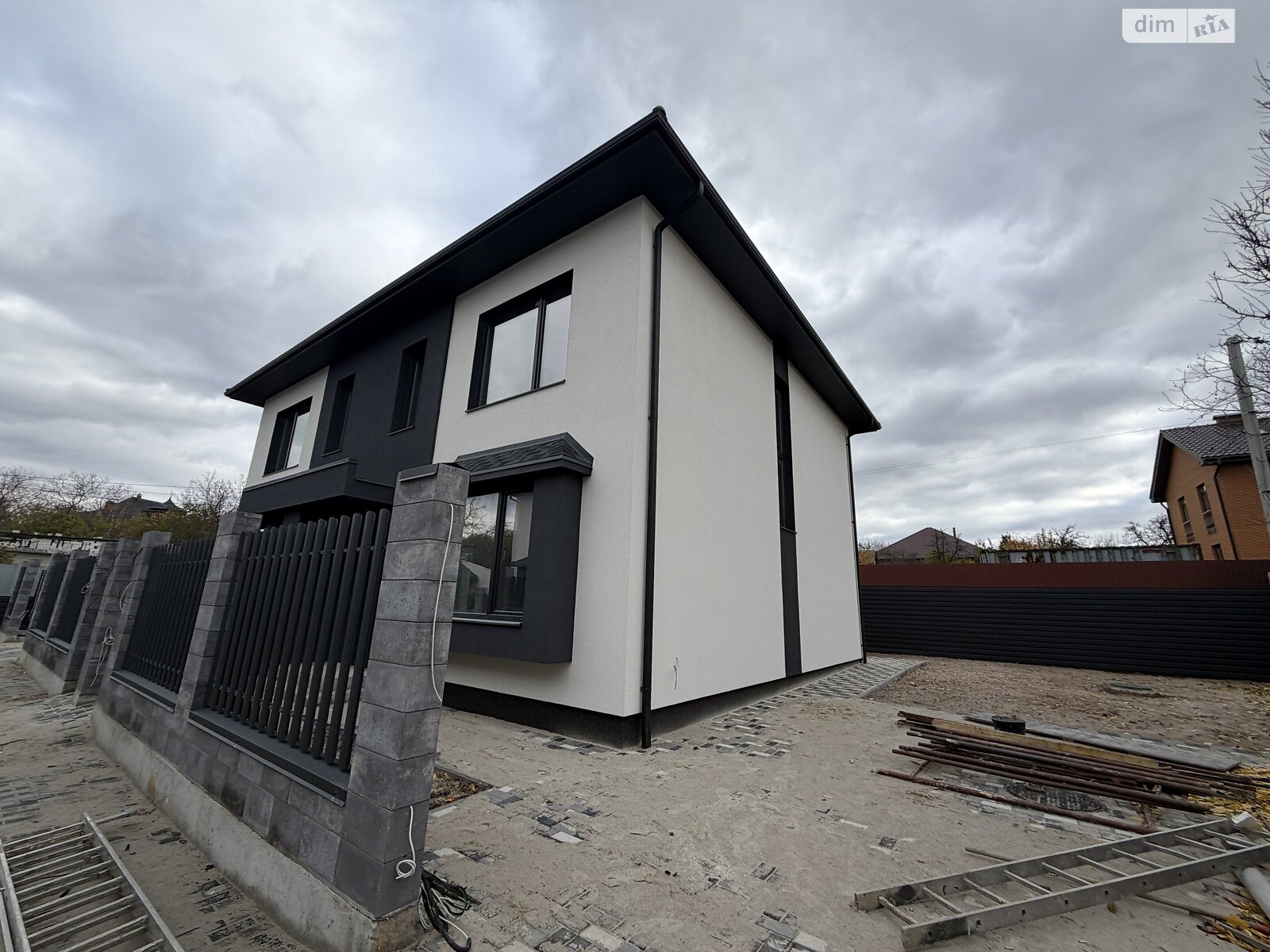 двоповерховий дуплекс, 108 кв. м, кирпич. Продаж у Софіївській Борщагівці фото 1 двоповерховий дуплекс, 108 кв. м, кирпич. Продаж у Софіївській Борщагівці фото 1