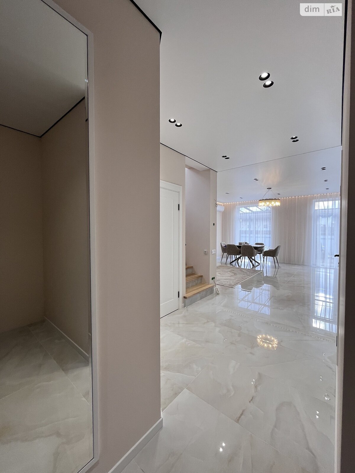 двухэтажный дуплекс, 117.7 кв. м, керамический блок. Продажа в Софиевской Борщаговке фото 1 двухэтажный дуплекс, 117.7 кв. м, керамический блок. Продажа в Софиевской Борщаговке фото 1