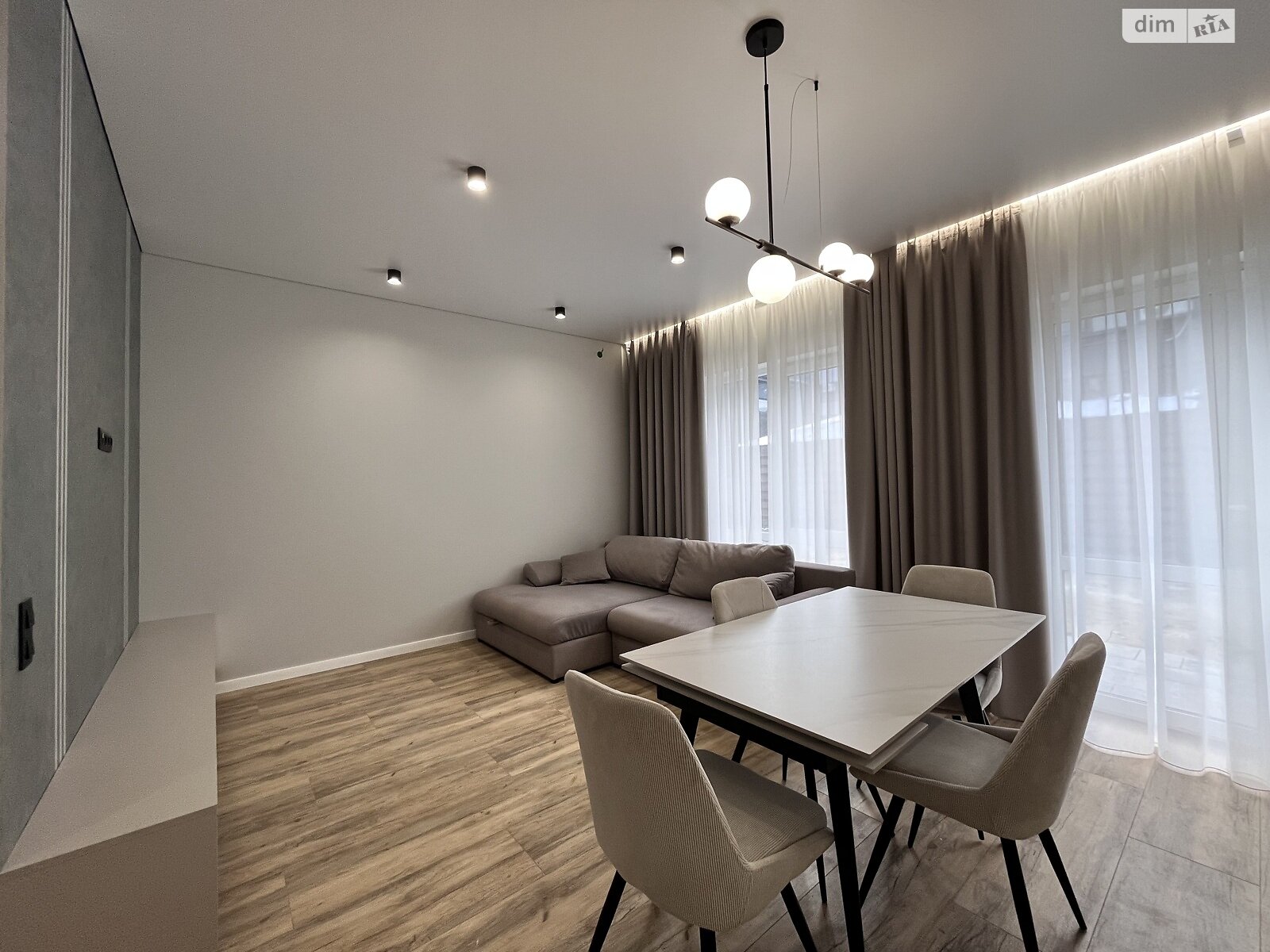 двоповерховий дуплекс, 114 кв. м, цегла. Продаж у Софіївській Борщагівці фото 1 двоповерховий дуплекс, 114 кв. м, цегла. Продаж у Софіївській Борщагівці фото 1