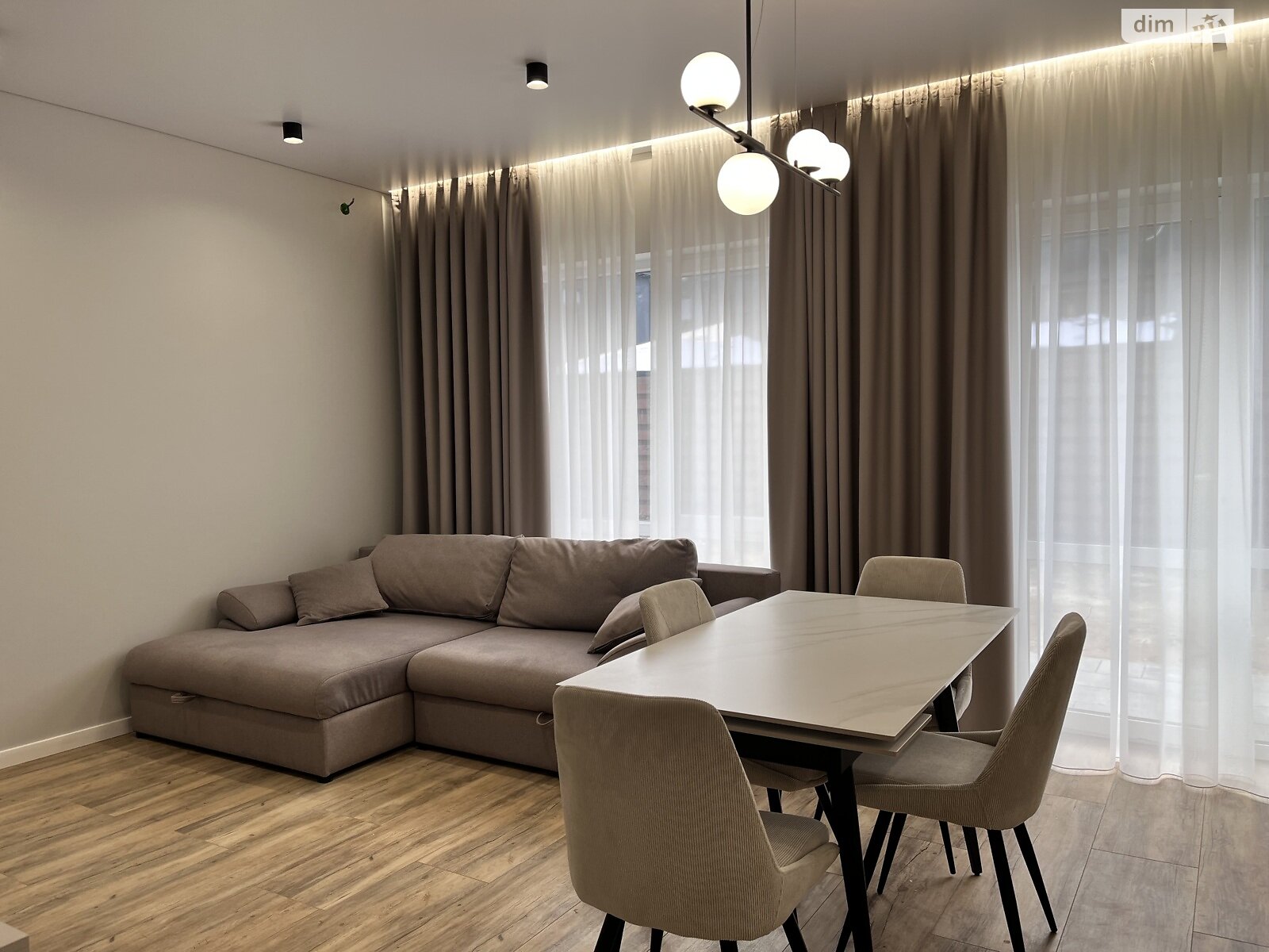двоповерховий дуплекс, 114 кв. м, цегла. Продаж у Софіївській Борщагівці фото 1 двоповерховий дуплекс, 114 кв. м, цегла. Продаж у Софіївській Борщагівці фото 1