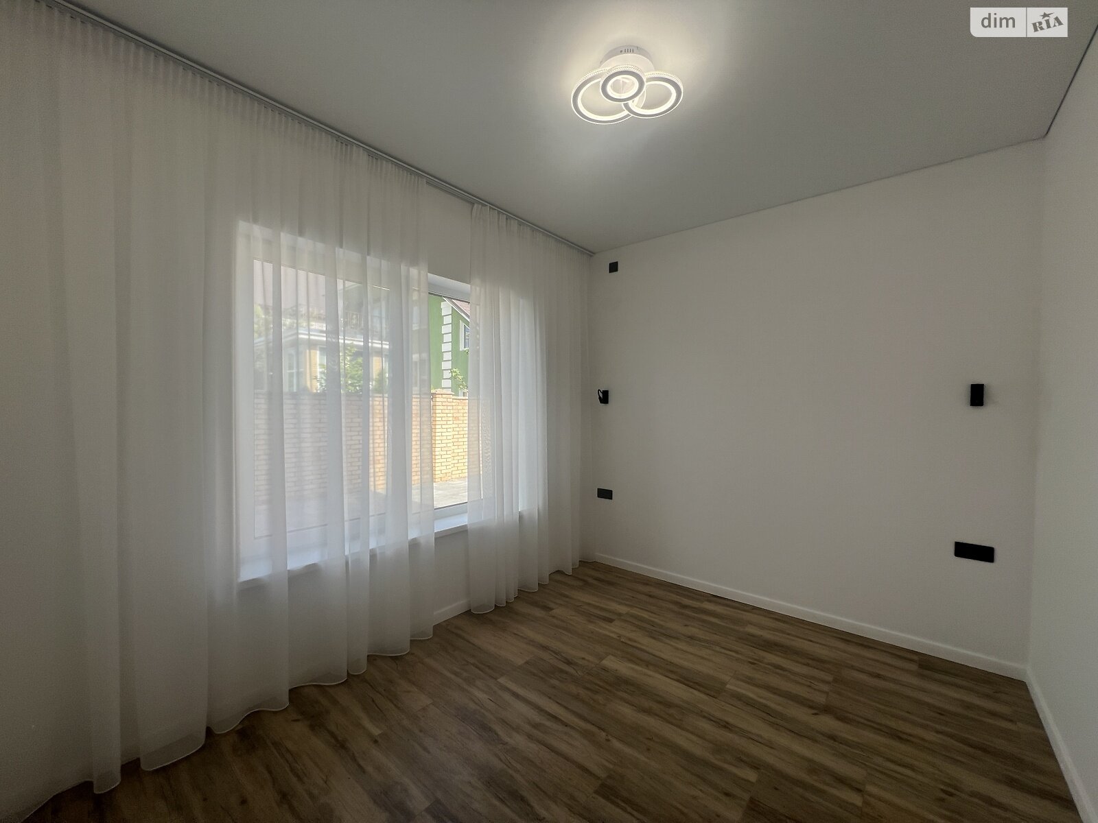 двухэтажный дуплекс, 115 кв. м, керамический кирпич. Продажа в Софиевской Борщаговке фото 1 двухэтажный дуплекс, 115 кв. м, керамический кирпич. Продажа в Софиевской Борщаговке фото 1