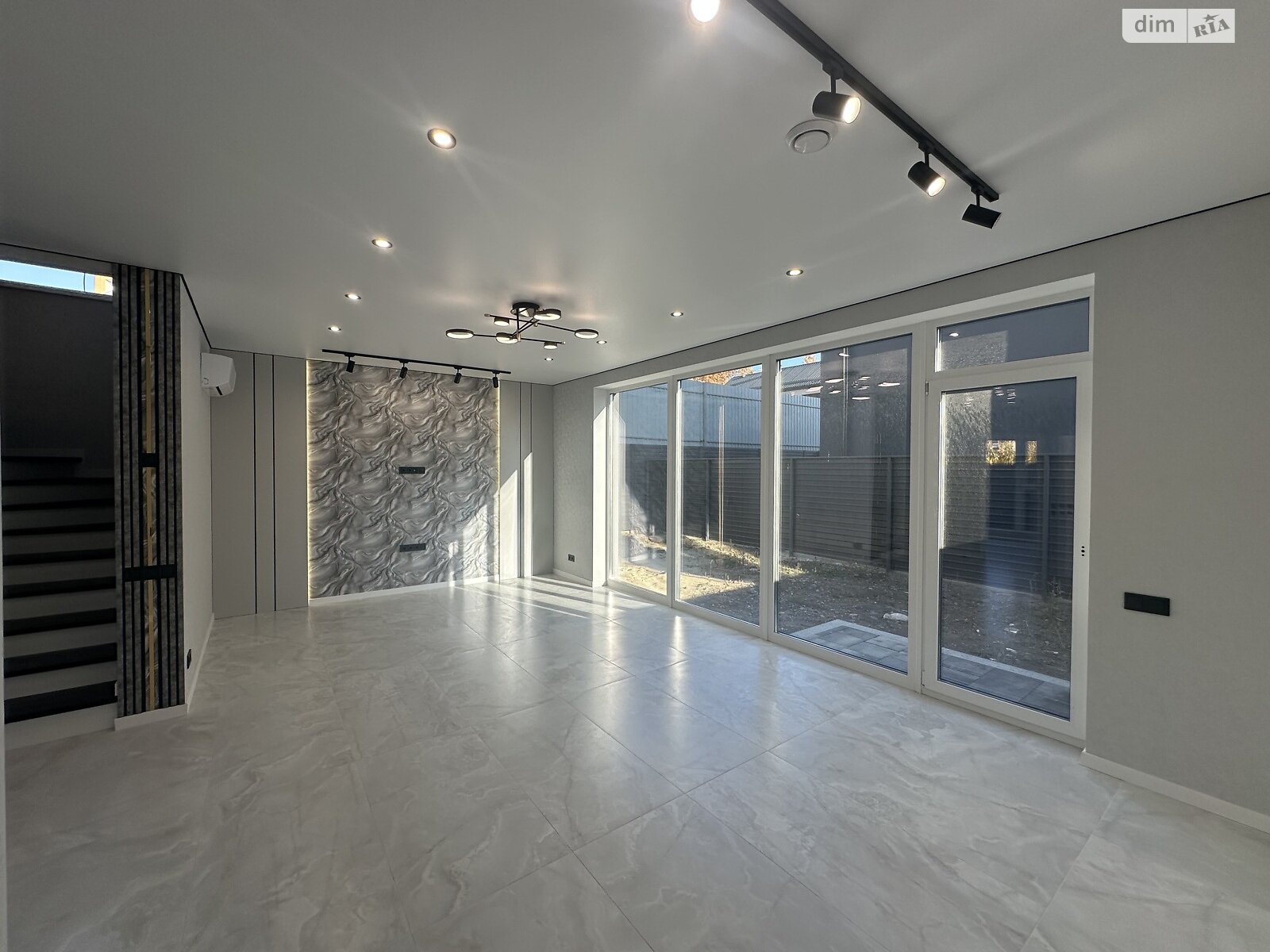 двухэтажный дуплекс, 120 кв. м, керамический блок. Продажа в Софиевской Борщаговке фото 1