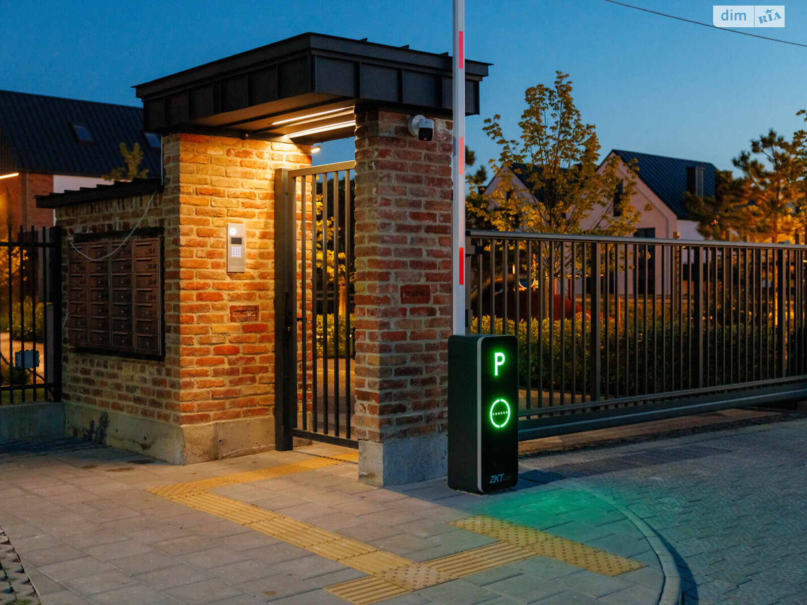 триповерховий дуплекс, 139 кв. м, керамический блок. Продаж у Сокільниках фото 1 триповерховий дуплекс, 139 кв. м, керамический блок. Продаж у Сокільниках фото 1