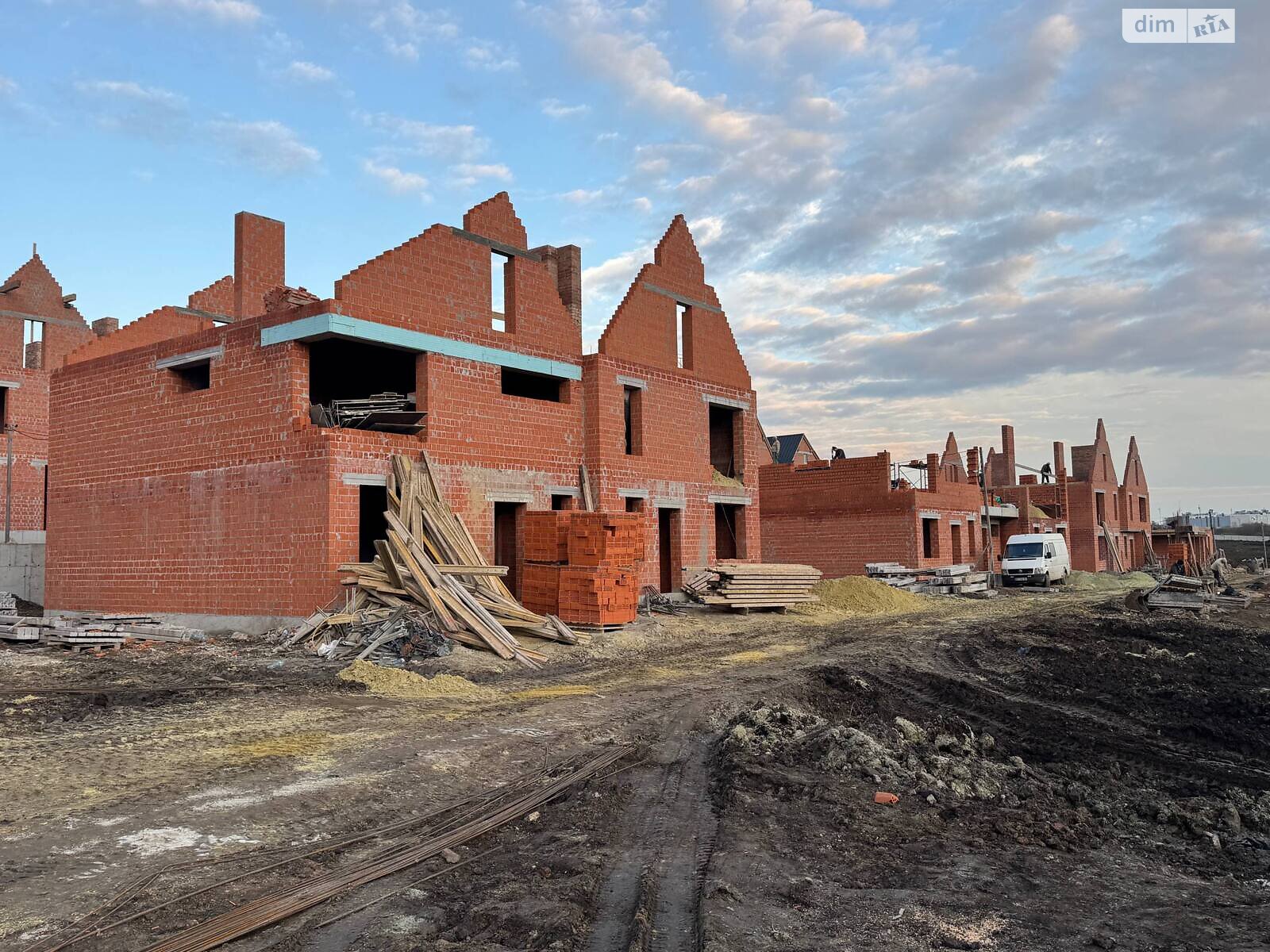 трехэтажный дуплекс, 137 кв. м, керамический блок. Продажа в Сокольниках фото 1