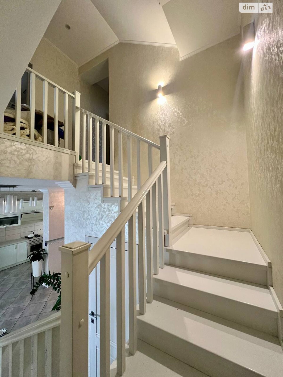 двухэтажный дуплекс, 176.4 кв. м, кирпич. Продажа в Сокольниках фото 1 двухэтажный дуплекс, 176.4 кв. м, кирпич. Продажа в Сокольниках фото 1