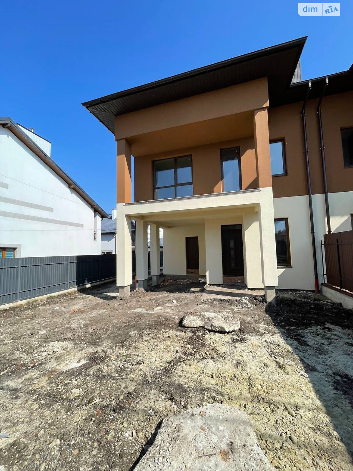 двоповерховий дуплекс, 150 кв. м, цегла. Продаж у Солонці фото 1 двоповерховий дуплекс, 150 кв. м, цегла. Продаж у Солонці фото 1
