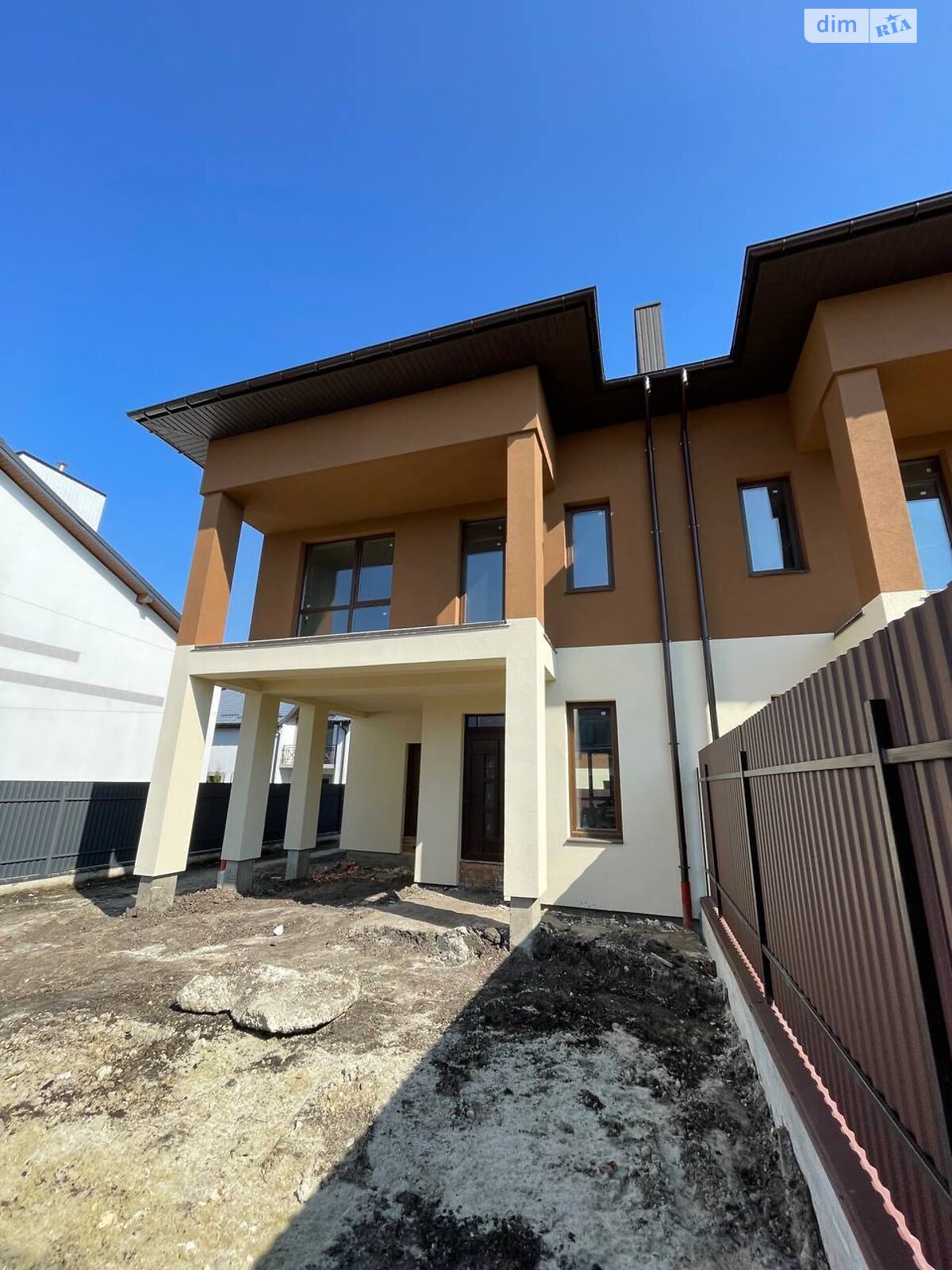 двоповерховий дуплекс, 150 кв. м, цегла. Продаж у Солонці фото 1 двоповерховий дуплекс, 150 кв. м, цегла. Продаж у Солонці фото 1
