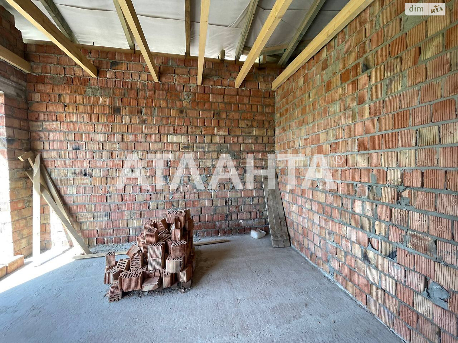двоповерховий дуплекс, 140 кв. м, кирпич. Продаж у Солонці фото 2 двоповерховий дуплекс, 140 кв. м, кирпич. Продаж у Солонці фото 2
