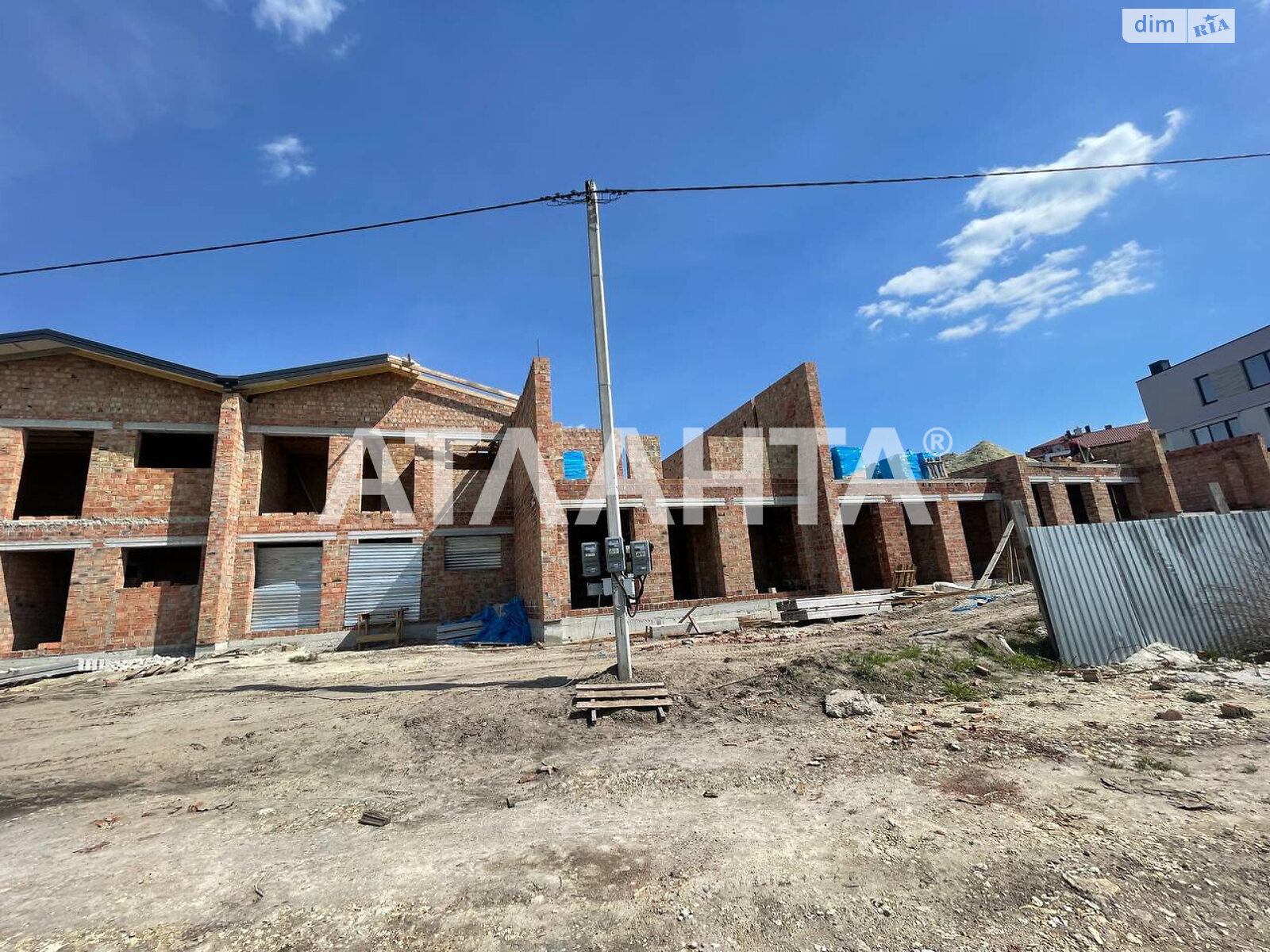 двоповерховий дуплекс, 140 кв. м, кирпич. Продаж у Солонці фото 2 двоповерховий дуплекс, 140 кв. м, кирпич. Продаж у Солонці фото 2