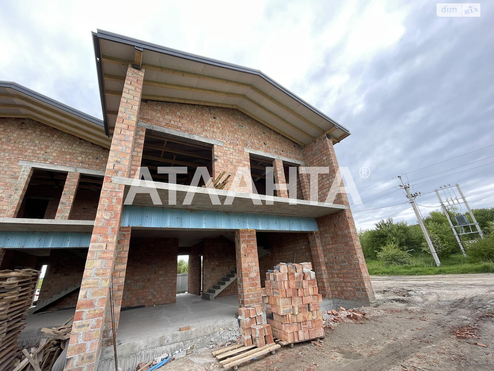 двухэтажный дуплекс, 140 кв. м, кирпич. Продажа в Солонке фото 2 двухэтажный дуплекс, 140 кв. м, кирпич. Продажа в Солонке фото 2