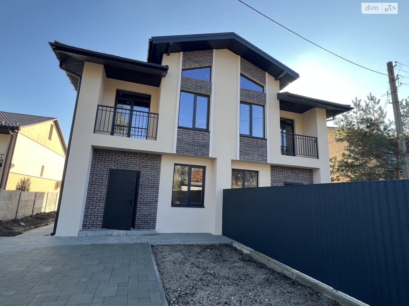 двухэтажный дуплекс, 125 кв. м, газобетон. Продажа в Стоянке фото 1 двухэтажный дуплекс, 125 кв. м, газобетон. Продажа в Стоянке фото 1