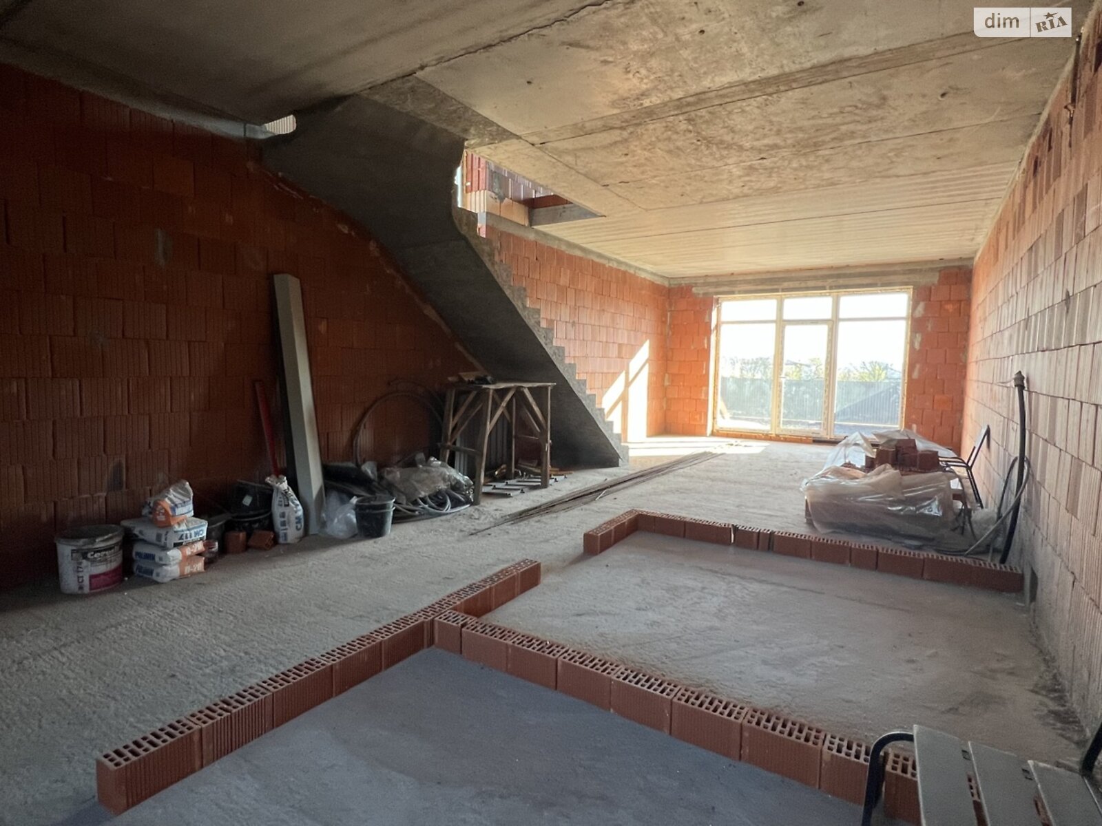 двухэтажный дуплекс, 125 кв. м, газобетон. Продажа в Стоянке фото 1 двухэтажный дуплекс, 125 кв. м, газобетон. Продажа в Стоянке фото 1