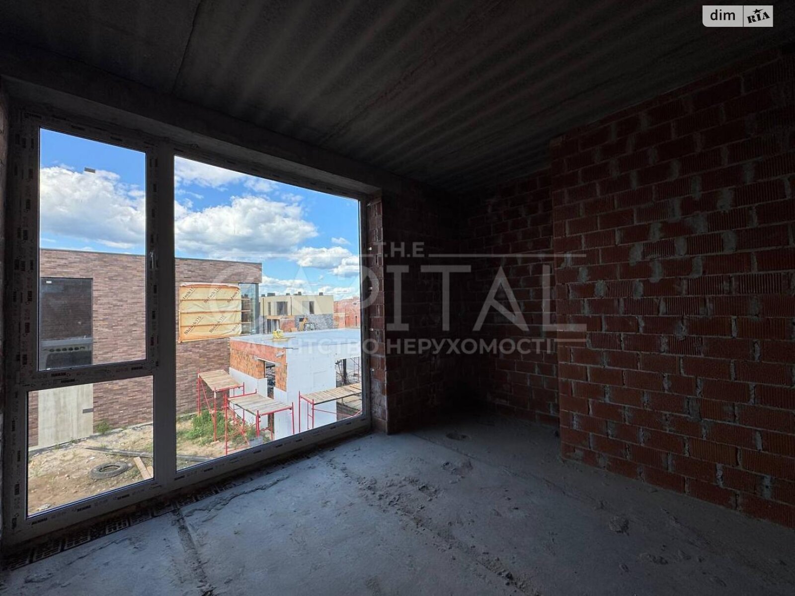 двухэтажный дуплекс, 150 кв. м, кирпич. Продажа в Стоянке фото 1 двухэтажный дуплекс, 150 кв. м, кирпич. Продажа в Стоянке фото 1