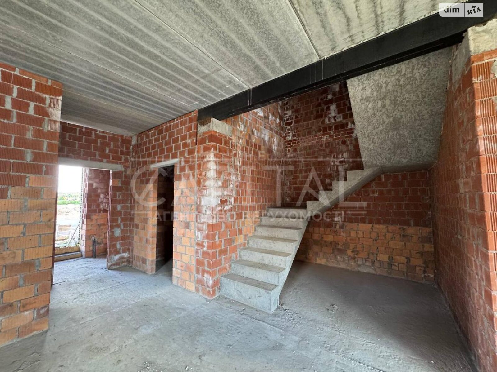 двухэтажный дуплекс, 150 кв. м, кирпич. Продажа в Стоянке фото 1 двухэтажный дуплекс, 150 кв. м, кирпич. Продажа в Стоянке фото 1