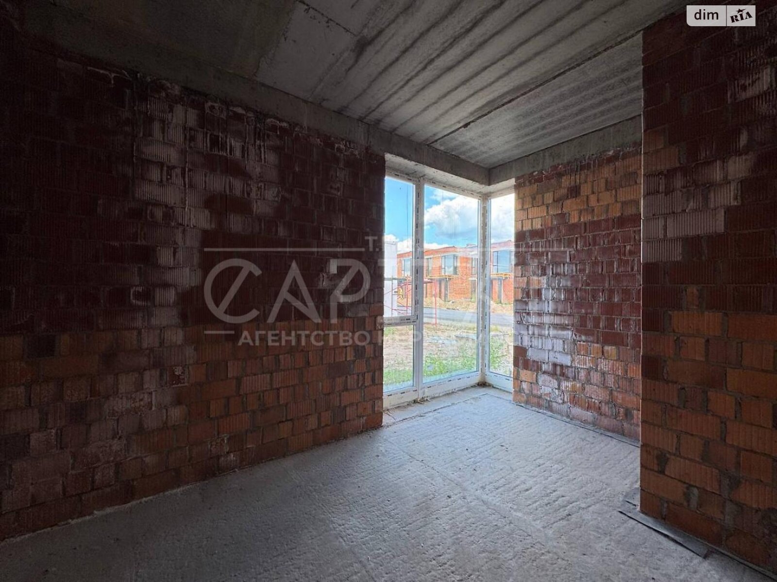 двухэтажный дуплекс, 150 кв. м, кирпич. Продажа в Стоянке фото 1 двухэтажный дуплекс, 150 кв. м, кирпич. Продажа в Стоянке фото 1