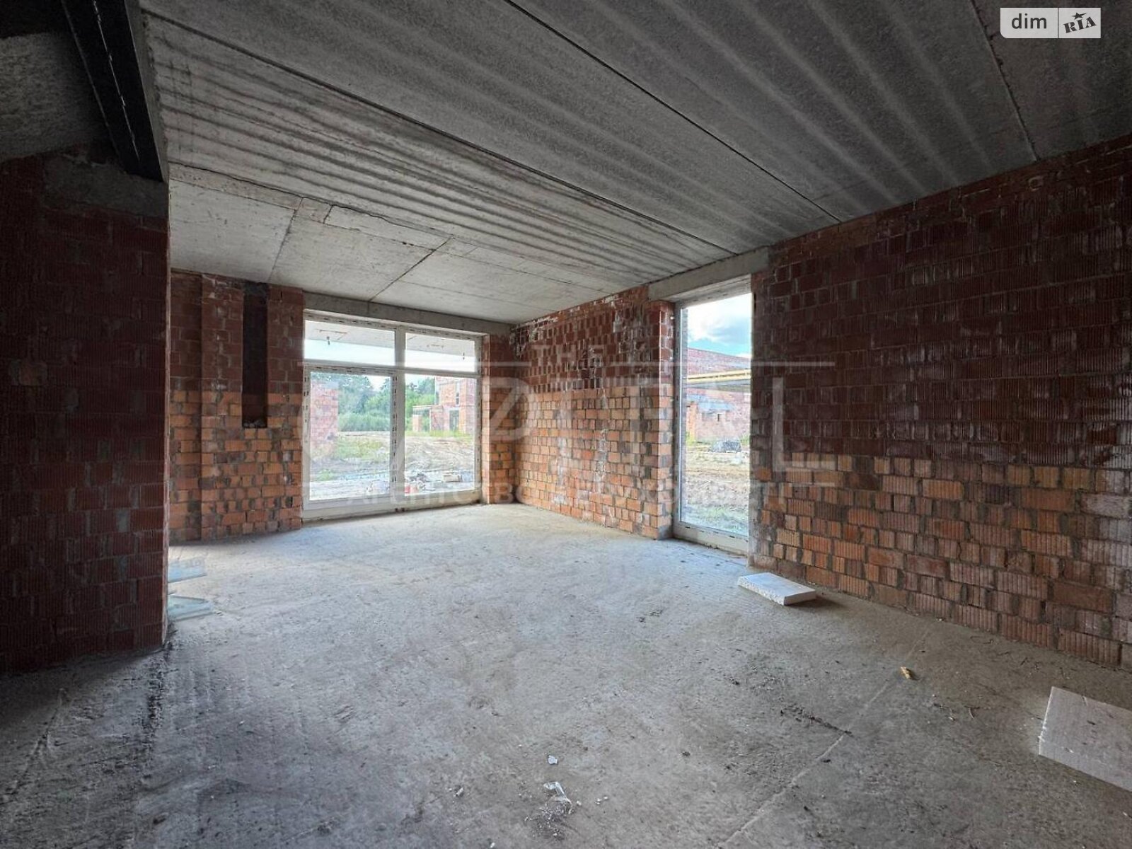 двухэтажный дуплекс, 150 кв. м, кирпич. Продажа в Стоянке фото 1 двухэтажный дуплекс, 150 кв. м, кирпич. Продажа в Стоянке фото 1