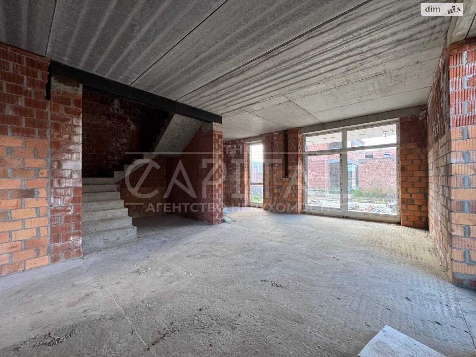 двухэтажный дуплекс, 150 кв. м, кирпич. Продажа в Стоянке фото 1 двухэтажный дуплекс, 150 кв. м, кирпич. Продажа в Стоянке фото 1