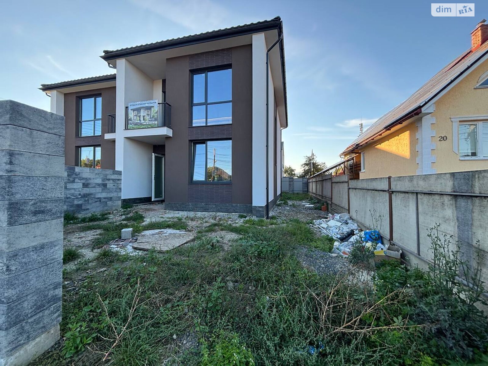 двоповерховий дуплекс, 145 кв. м, цегла. Продаж в Сваляві, район Свалява фото 1