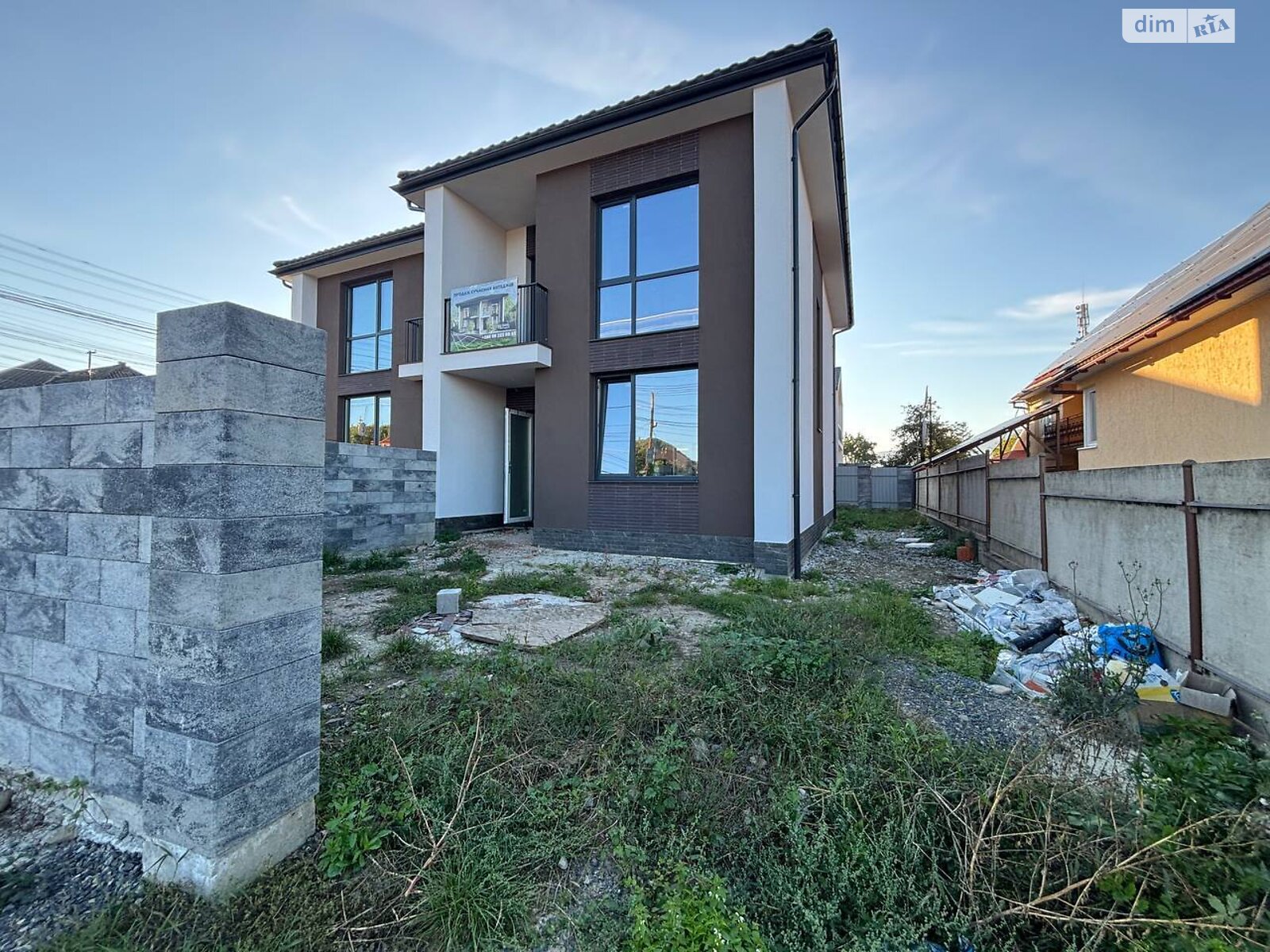 двоповерховий дуплекс, 145 кв. м, цегла. Продаж в Сваляві, район Свалява фото 1