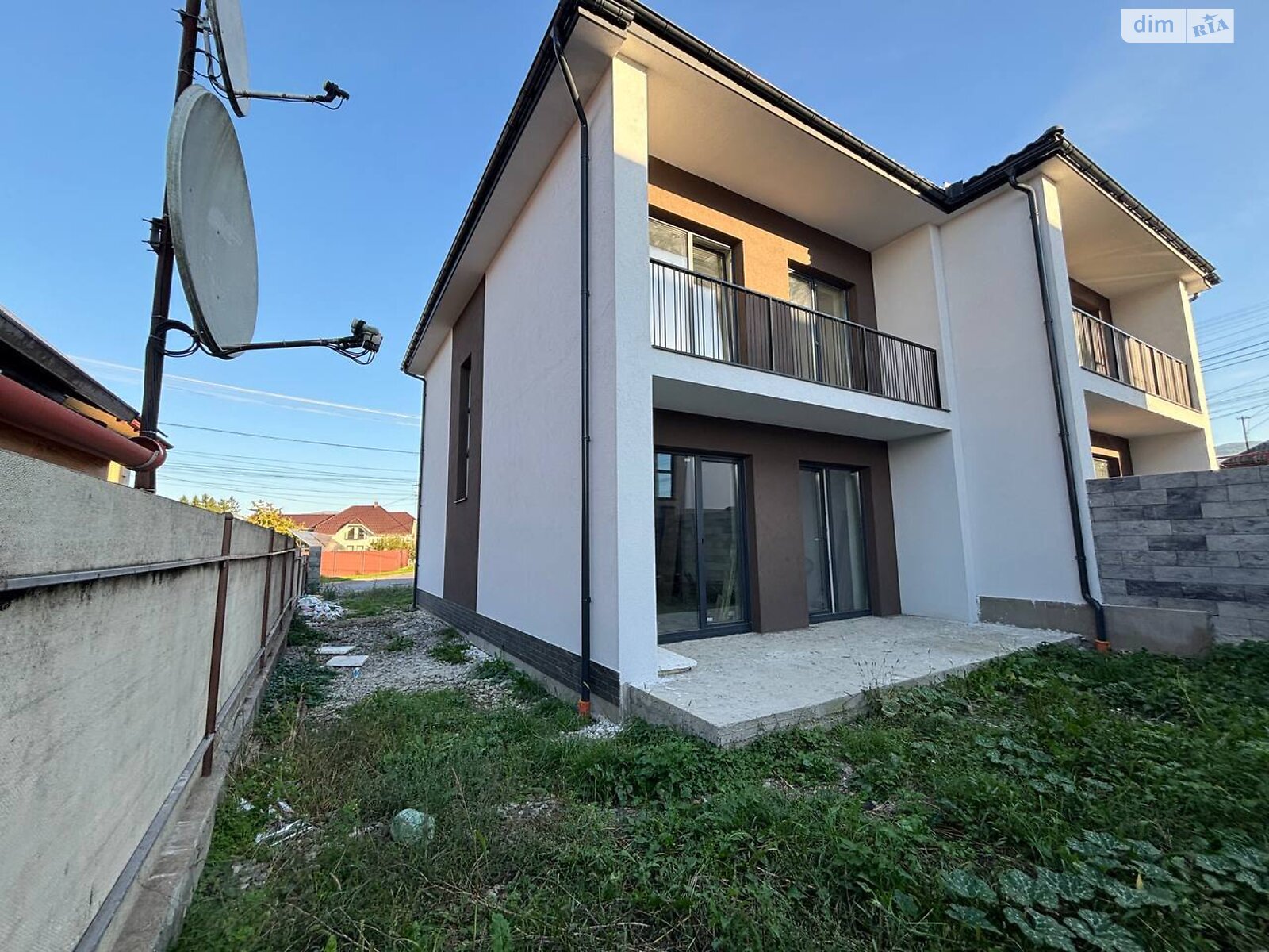 двоповерховий дуплекс, 145 кв. м, цегла. Продаж в Сваляві, район Свалява фото 1