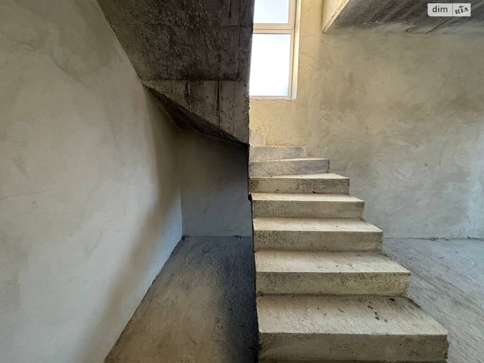 двухэтажный дуплекс, 145 кв. м, кирпич. Продажа в Сваляве район Свалява фото 1 двухэтажный дуплекс, 145 кв. м, кирпич. Продажа в Сваляве район Свалява фото 1