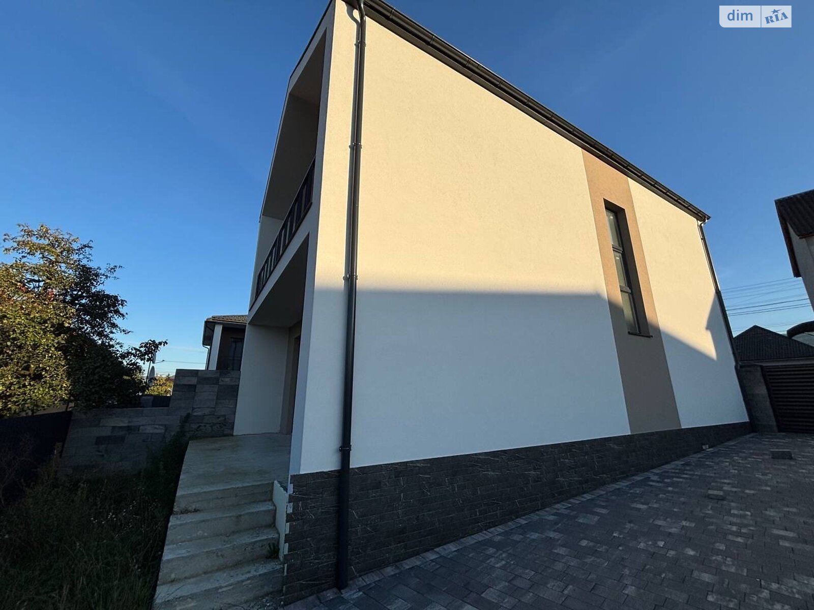 двухэтажный дуплекс, 145 кв. м, кирпич. Продажа в Сваляве район Свалява фото 1 двухэтажный дуплекс, 145 кв. м, кирпич. Продажа в Сваляве район Свалява фото 1