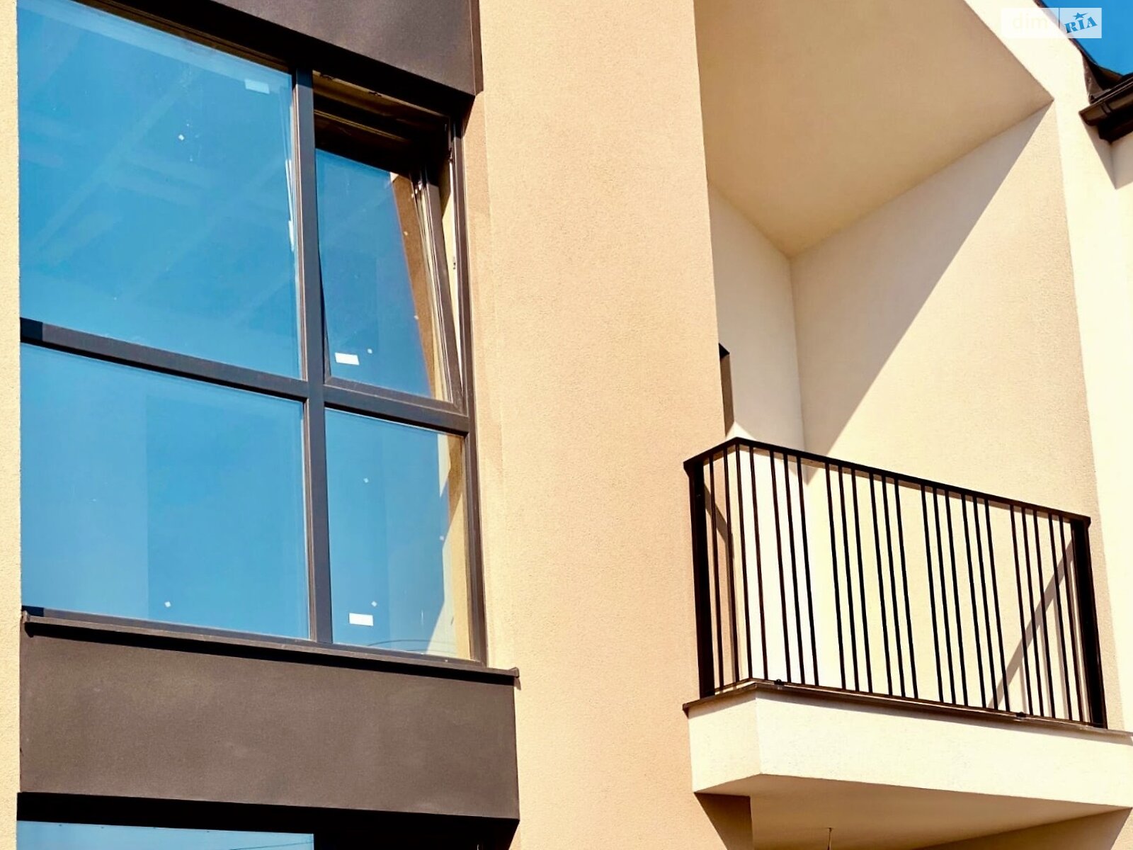 двухэтажный дуплекс, 145 кв. м, кирпич. Продажа в Сваляве район Свалява фото 1 двухэтажный дуплекс, 145 кв. м, кирпич. Продажа в Сваляве район Свалява фото 1