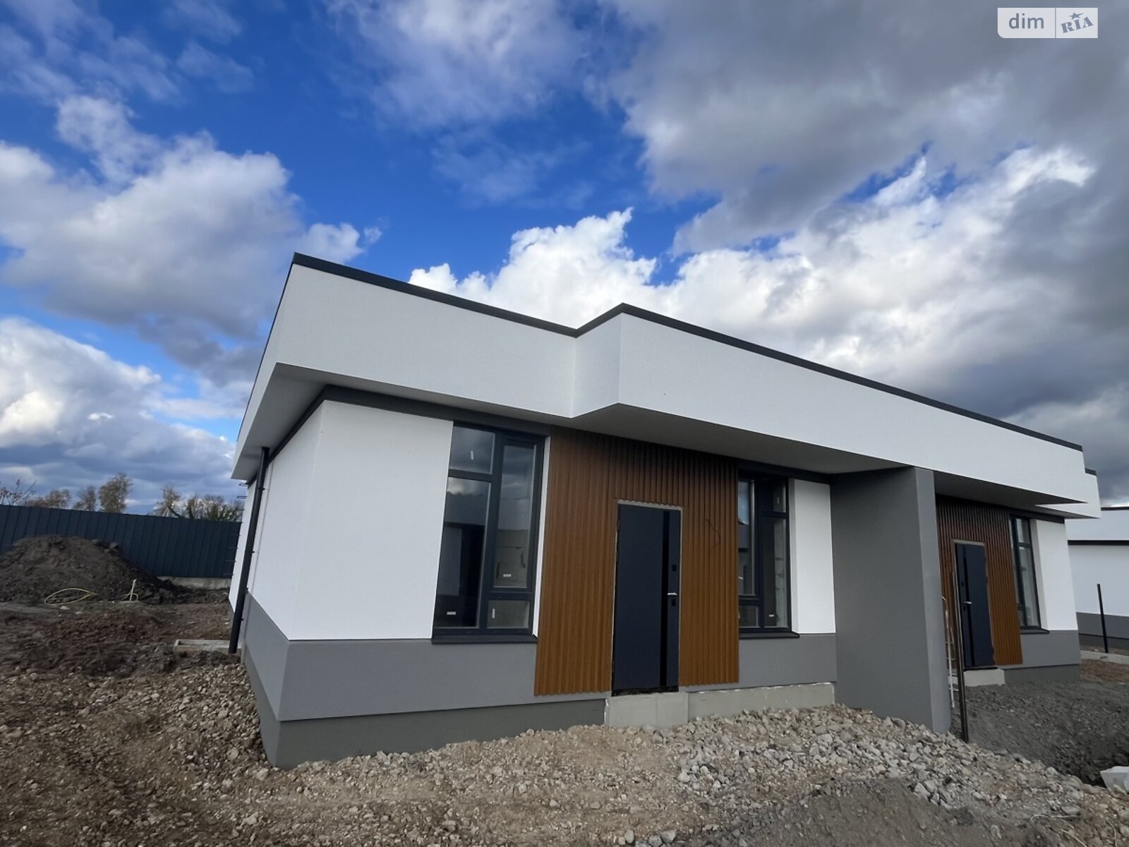 одноэтажный дуплекс, 74 кв. м, газобетон. Продажа в Святопетровское фото 1