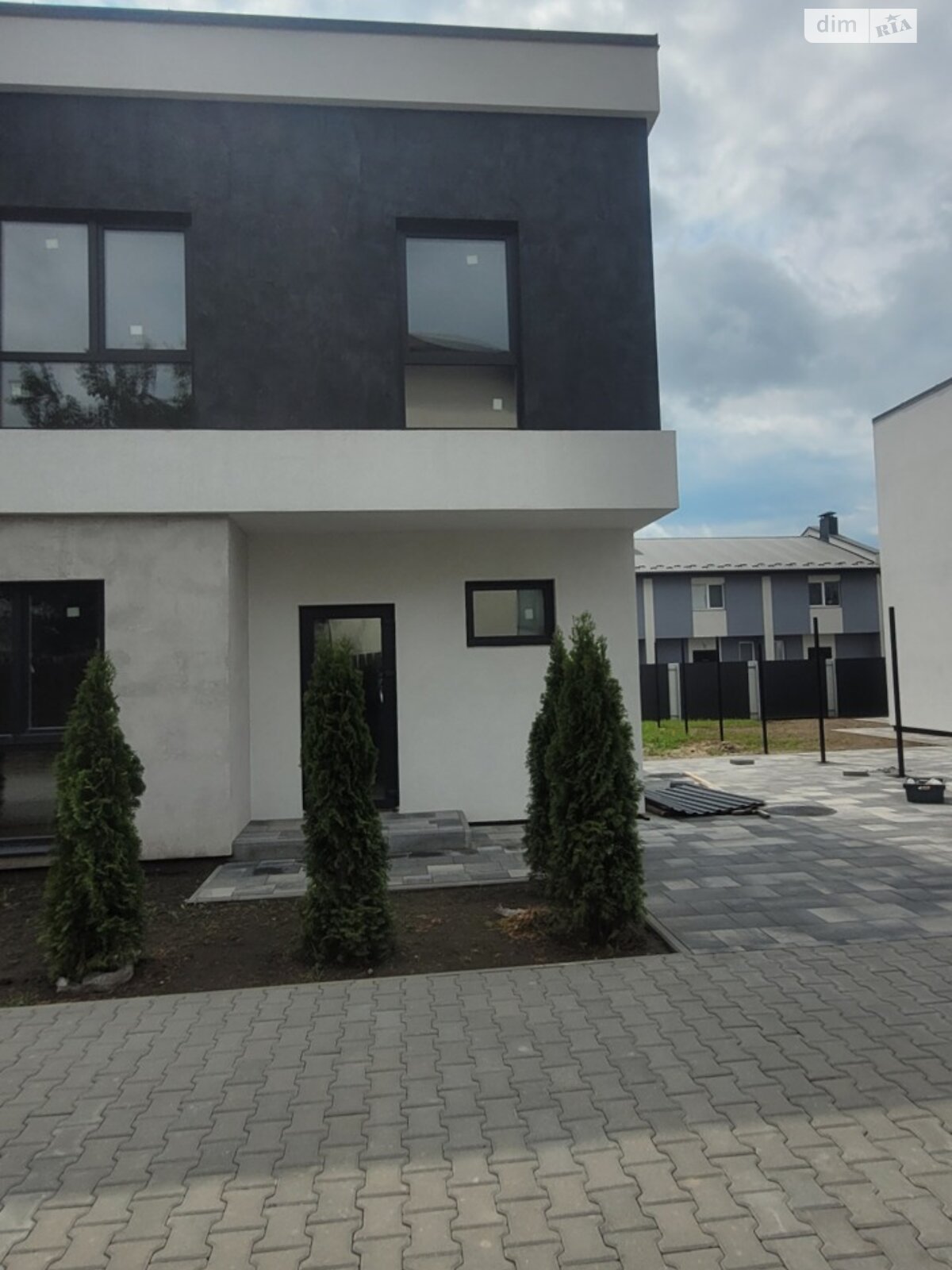 двоповерховий дуплекс, 125 кв. м, цегла. Продаж у Святопетрівське фото 1 двоповерховий дуплекс, 125 кв. м, цегла. Продаж у Святопетрівське фото 1
