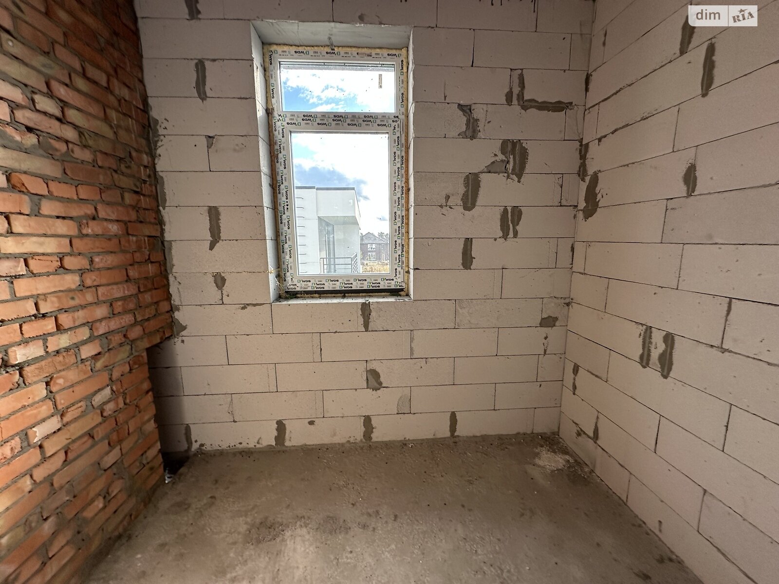 двухэтажный дуплекс, 105 кв. м, кирпич. Продажа в Святопетровское фото 1