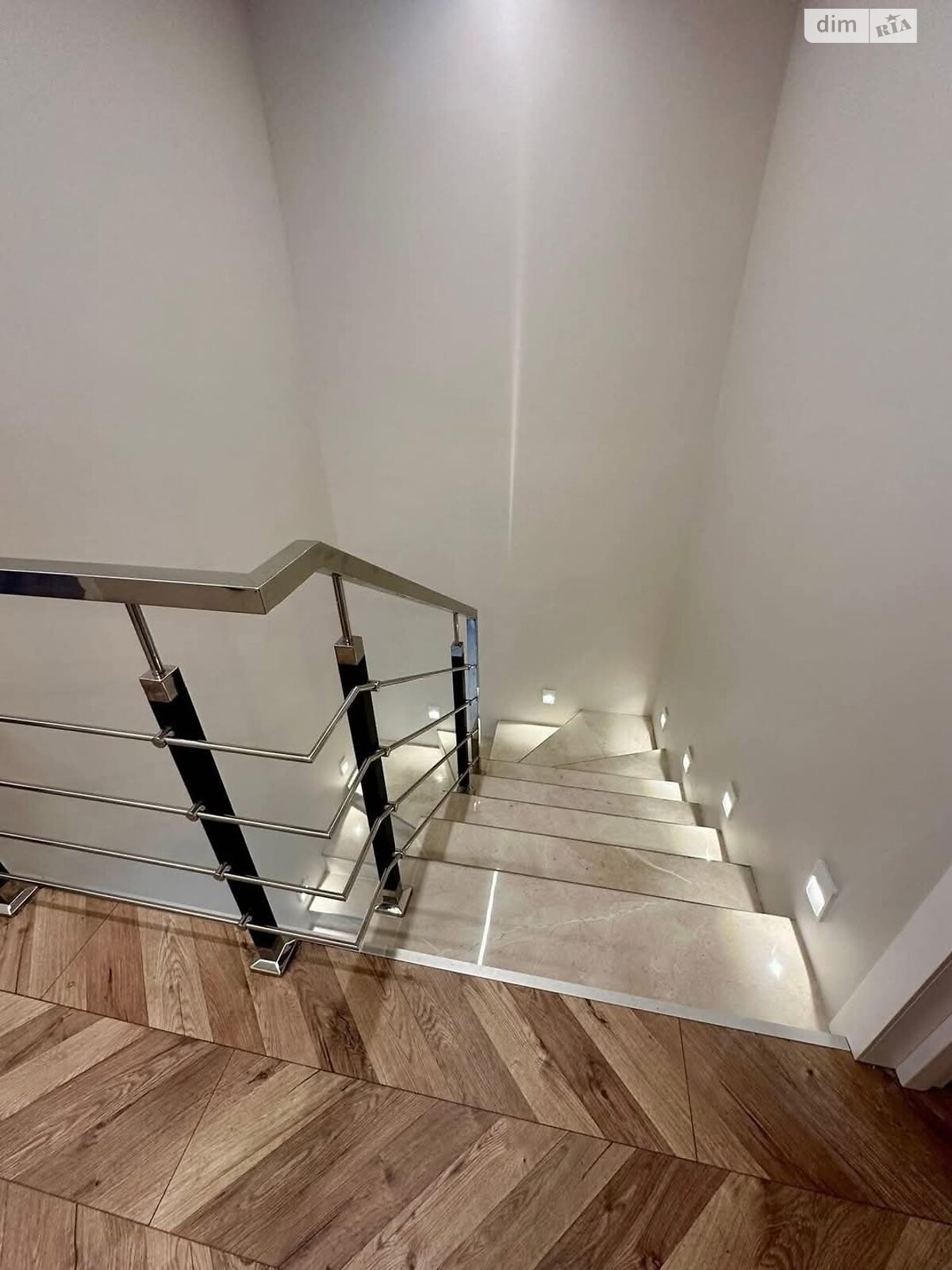 двоповерховий дуплекс, 135 кв. м, цегла. Продаж в Тернополі, район Бам фото 1 двоповерховий дуплекс, 135 кв. м, цегла. Продаж в Тернополі, район Бам фото 1