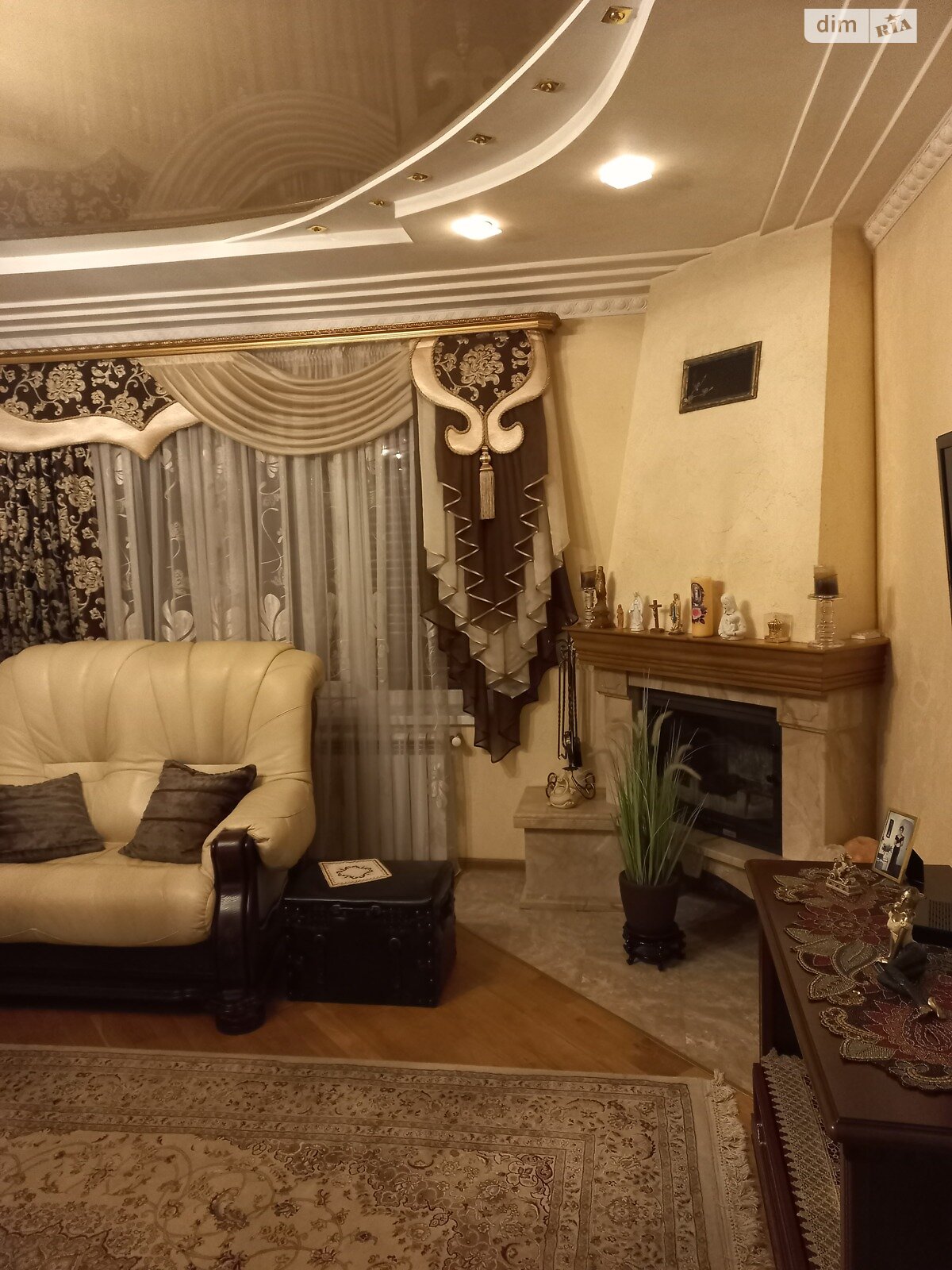 двухэтажный дуплекс, 205 кв. м, кирпич. Продажа в Тернополе район Гаи фото 1 двухэтажный дуплекс, 205 кв. м, кирпич. Продажа в Тернополе район Гаи фото 1