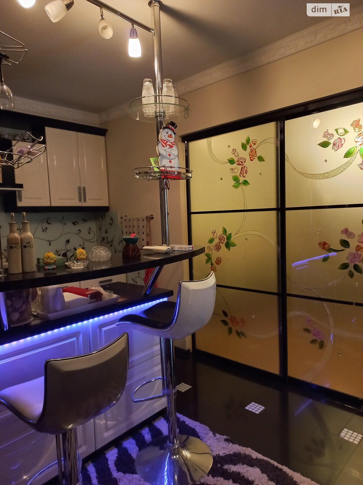 двухэтажный дуплекс, 205 кв. м, кирпич. Продажа в Тернополе район Гаи фото 1 двухэтажный дуплекс, 205 кв. м, кирпич. Продажа в Тернополе район Гаи фото 1