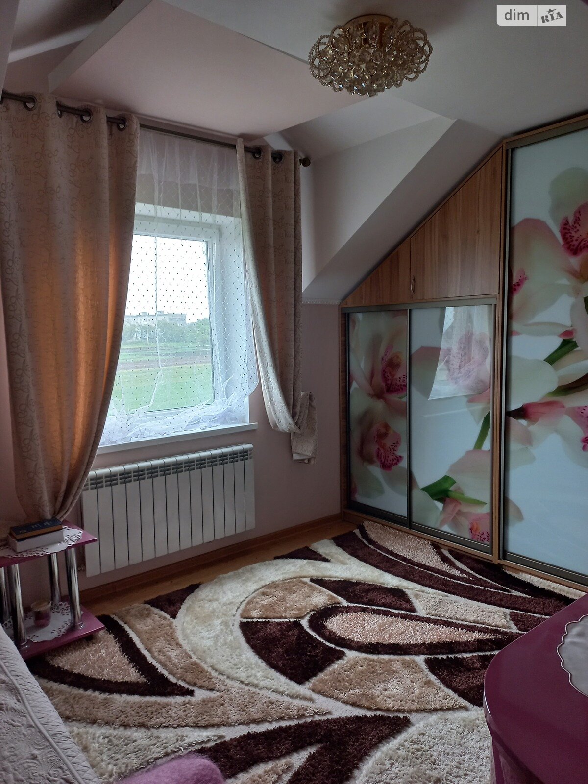 двухэтажный дуплекс, 205 кв. м, кирпич. Продажа в Тернополе район Гаи фото 1 двухэтажный дуплекс, 205 кв. м, кирпич. Продажа в Тернополе район Гаи фото 1