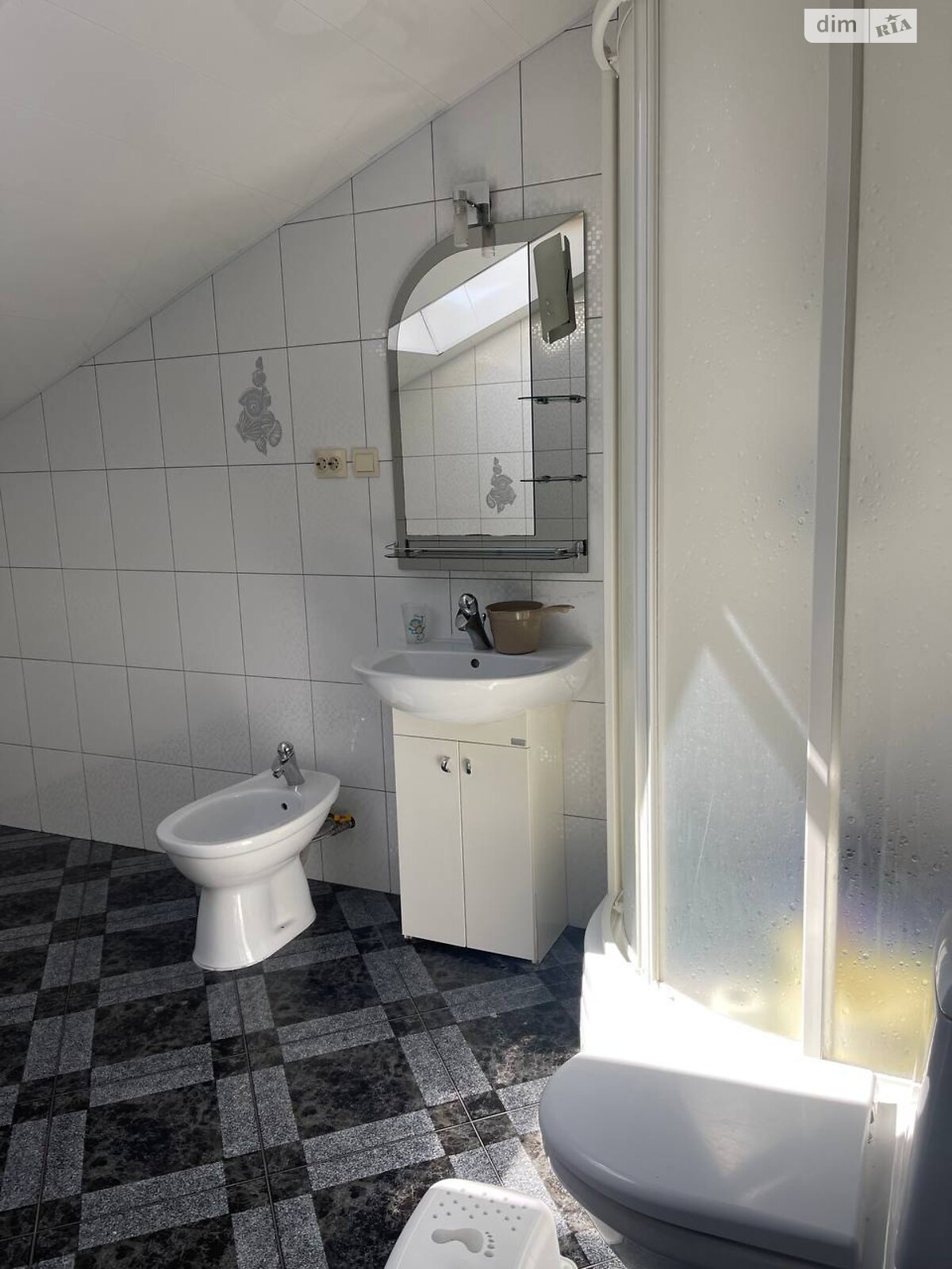 трехэтажный дуплекс, 279.8 кв. м, кирпич. Продажа в Тернополе район Центр фото 1 трехэтажный дуплекс, 279.8 кв. м, кирпич. Продажа в Тернополе район Центр фото 1