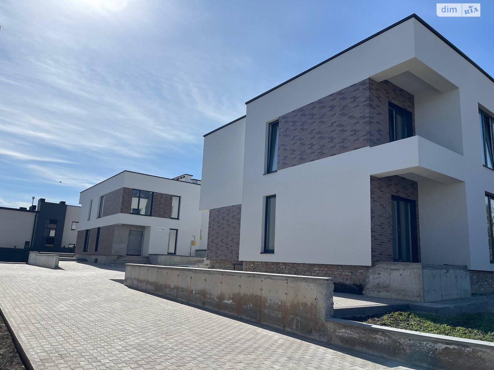 двоповерховий дуплекс, 125 кв. м, цегла. Продаж у Тернополі фото 1 двоповерховий дуплекс, 125 кв. м, цегла. Продаж у Тернополі фото 1